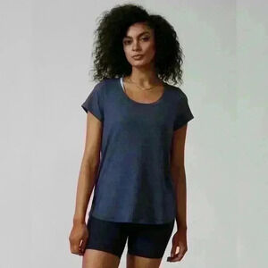 Athleta Womens Stratis‎ Scoop Neck Tee T-Shirt in Dress Blue Heather Size medium